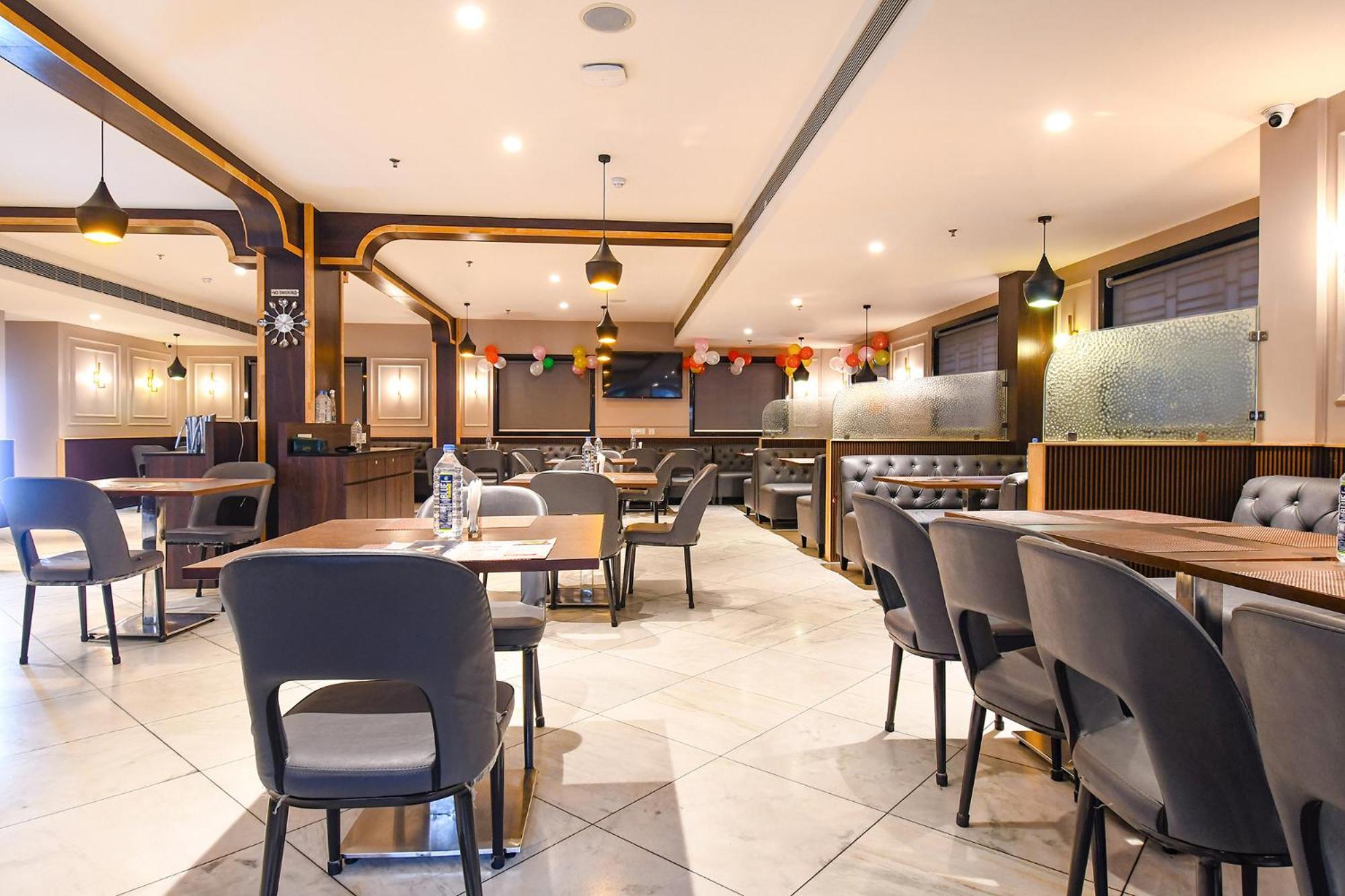 Fabhotel Kitchen Q Inn - Belaghata 콜카타 외부 사진