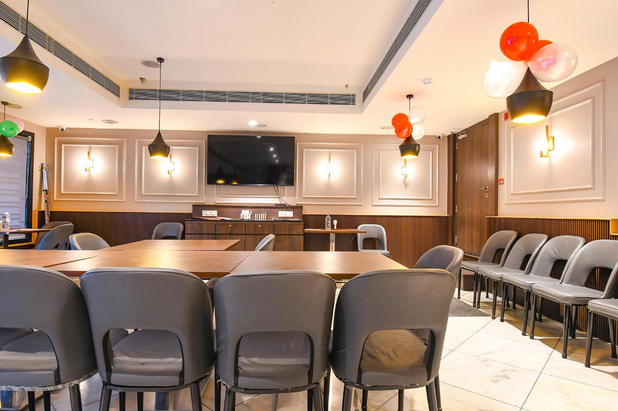 Fabhotel Kitchen Q Inn - Belaghata 콜카타 외부 사진