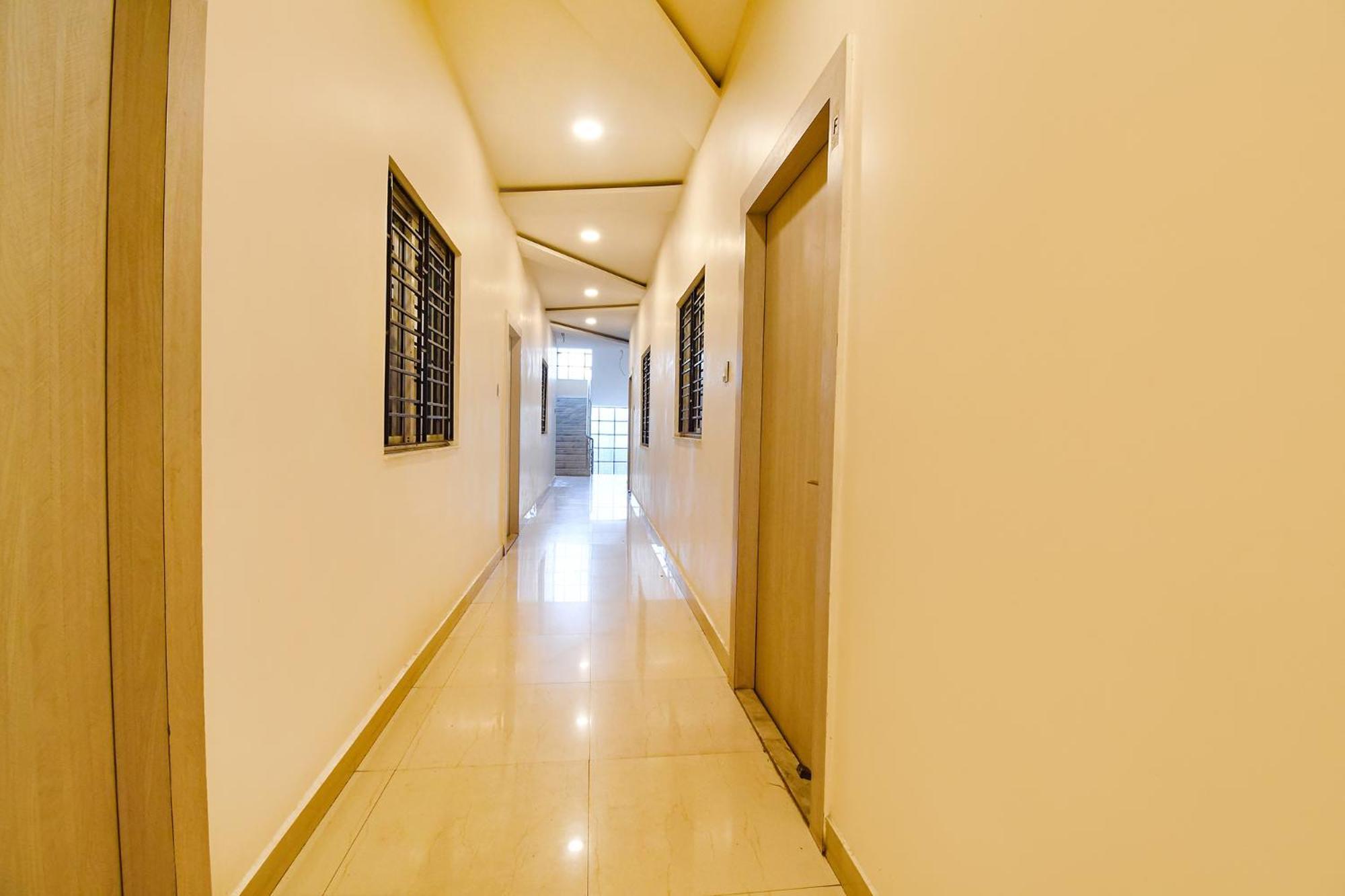 Fabhotel Kitchen Q Inn - Belaghata 콜카타 외부 사진